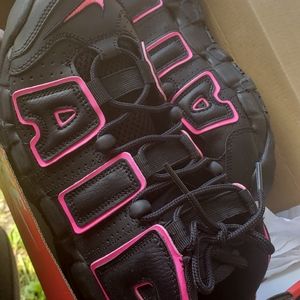 Nike Uptempo
